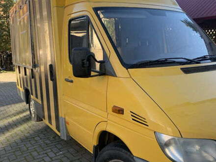 Мерседес Sprinter 2002 в Тернополе на Automoto.ua Желтый Мерседес Sprinter, объемом двигателя 0 л и пробегом 141 тыс. км за 13700 $, фото 1 на Automoto.ua