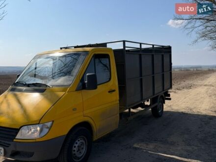 Жовтий Мерседес Sprinter, об'ємом двигуна 2.1 л та пробігом 427 тис. км за 8700 $, фото 1 на Automoto.ua