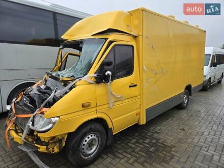 Мерседес Sprinter 2003 в Буче на Automoto.ua Желтый Мерседес Sprinter, объемом двигателя 2.15 л и пробегом 450 тыс. км за 4000 $, фото 1 на Automoto.ua