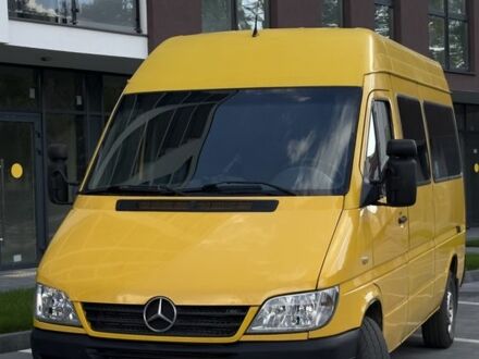 Мерседес Sprinter 2004 у Сваляве на Automoto.ua Жовтий Мерседес Sprinter, об'ємом двигуна 2.7 л та пробігом 520 тис. км за 8600 $, фото 1 на Automoto.ua