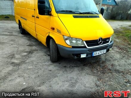 Желтый Мерседес Sprinter, объемом двигателя 2.1 л и пробегом 0 тыс. км за 7200 $, фото 1 на Automoto.ua