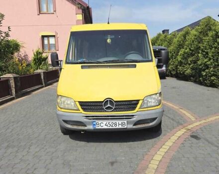 Жовтий Мерседес Sprinter, об'ємом двигуна 2.2 л та пробігом 559 тис. км за 6300 $, фото 1 на Automoto.ua