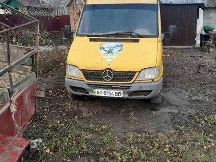 Жовтий Мерседес Sprinter, об'ємом двигуна 2.15 л та пробігом 250 тис. км за 7000 $, фото 1 на Automoto.ua