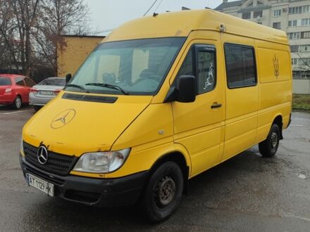 Жовтий Мерседес Sprinter, об'ємом двигуна 2.1 л та пробігом 464 тис. км за 7500 $, фото 1 на Automoto.ua