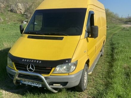 Жовтий Мерседес Sprinter, об'ємом двигуна 0.22 л та пробігом 670 тис. км за 5300 $, фото 1 на Automoto.ua