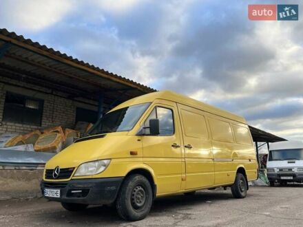 Мерседес Sprinter 2004 в Чигирине на Automoto.ua Желтый Мерседес Sprinter, объемом двигателя 2.15 л и пробегом 400 тыс. км за 8200 $, фото 1 на Automoto.ua