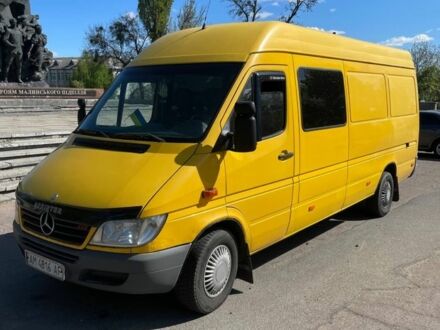 Мерседес Sprinter 2004 в Малине на Automoto.ua Желтый Мерседес Sprinter, объемом двигателя 2.7 л и пробегом 900 тыс. км за 11768 $, фото 1 на Automoto.ua