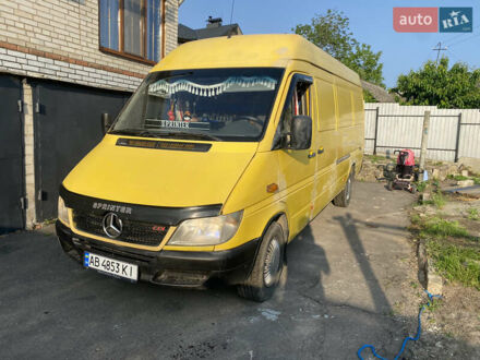 Мерседес Sprinter 2004 в Виннице на Automoto.ua Желтый Мерседес Sprinter, объемом двигателя 2.2 л и пробегом 297 тыс. км за 8350 $, фото 1 на Automoto.ua
