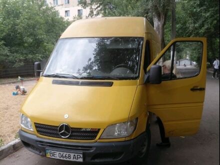 Жовтий Мерседес Sprinter, об'ємом двигуна 2 л та пробігом 223 тис. км за 7000 $, фото 1 на Automoto.ua