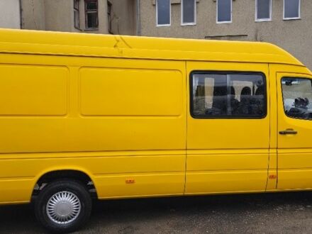 Жовтий Мерседес Sprinter, об'ємом двигуна 2.2 л та пробігом 238 тис. км за 15090 $, фото 1 на Automoto.ua
