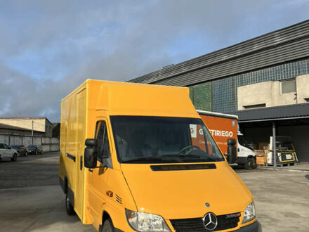 Жовтий Мерседес Sprinter, об'ємом двигуна 0 л та пробігом 222 тис. км за 12777 $, фото 1 на Automoto.ua