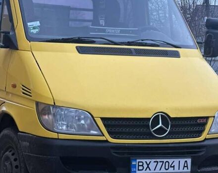 Жовтий Мерседес Sprinter, об'ємом двигуна 2.69 л та пробігом 596 тис. км за 11500 $, фото 1 на Automoto.ua