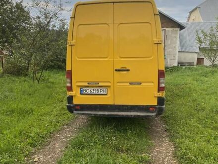 Мерседес Sprinter 2005 в Самборе на Automoto.ua Желтый Мерседес Sprinter, объемом двигателя 2.15 л и пробегом 960 тыс. км за 6200 $, фото 1 на Automoto.ua