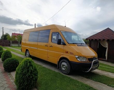 Мерседес Sprinter 2005 у Стрые на Automoto.ua Жовтий Мерседес Sprinter, об'ємом двигуна 2.7 л та пробігом 751 тис. км за 9500 $, фото 1 на Automoto.ua