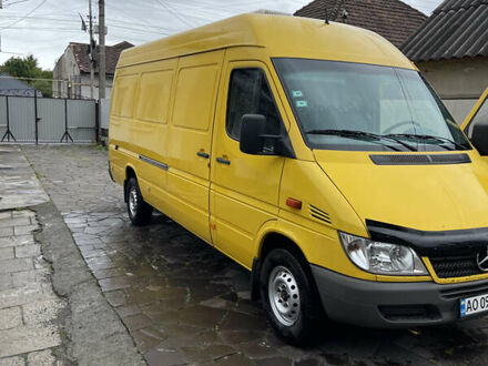 Мерседес Sprinter 2005 у Мукачеве на Automoto.ua Жовтий Мерседес Sprinter, об'ємом двигуна 2.69 л та пробігом 580 тис. км за 10900 $, фото 1 на Automoto.ua