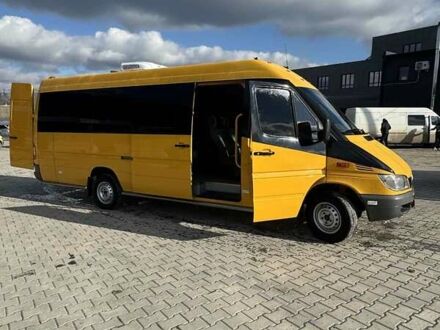 Жовтий Мерседес Sprinter, об'ємом двигуна 2.7 л та пробігом 100 тис. км за 19000 $, фото 1 на Automoto.ua