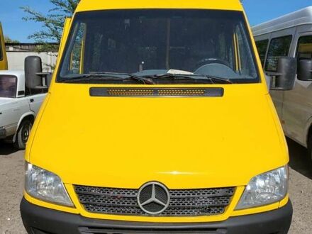 Жовтий Мерседес Sprinter, об'ємом двигуна 2.15 л та пробігом 720 тис. км за 15500 $, фото 1 на Automoto.ua