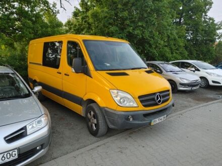 Мерседес Sprinter 2009 в Каменце-Подольском на Automoto.ua Желтый Мерседес Sprinter, объемом двигателя 2 л и пробегом 440 тыс. км за 8500 $, фото 1 на Automoto.ua