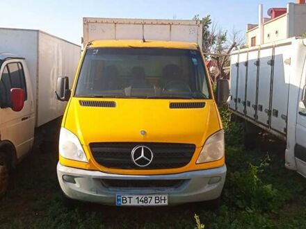 Мерседес Sprinter 2010 в Николаеве на Automoto.ua Желтый Мерседес Sprinter, объемом двигателя 2.14 л и пробегом 430 тыс. км за 12805 $, фото 1 на Automoto.ua