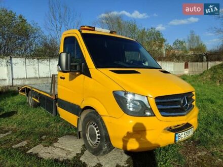 Желтый Мерседес Sprinter, объемом двигателя 2.99 л и пробегом 432 тыс. км за 20900 $, фото 1 на Automoto.ua