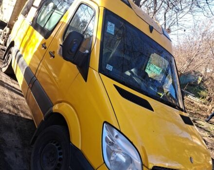 Жовтий Мерседес Sprinter, об'ємом двигуна 2.2 л та пробігом 350 тис. км за 7000 $, фото 1 на Automoto.ua
