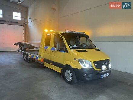 Жовтий Мерседес Sprinter, об'ємом двигуна 2.99 л та пробігом 385 тис. км за 46833 $, фото 1 на Automoto.ua