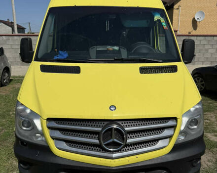 Желтый Мерседес Sprinter, объемом двигателя 3 л и пробегом 666 тыс. км за 25000 $, фото 1 на Automoto.ua