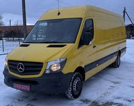 Желтый Мерседес Sprinter, объемом двигателя 2.2 л и пробегом 138 тыс. км за 25000 $, фото 1 на Automoto.ua
