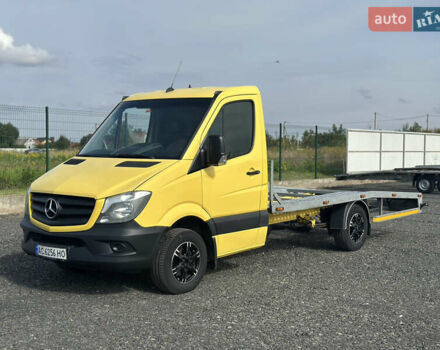 Желтый Мерседес Sprinter, объемом двигателя 2.14 л и пробегом 675 тыс. км за 18900 $, фото 1 на Automoto.ua