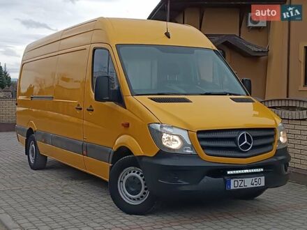 Мерседес Sprinter 2017 в Дрогобыче на Automoto.ua Желтый Мерседес Sprinter, объемом двигателя 2.2 л и пробегом 355 тыс. км за 19850 $, фото 1 на Automoto.ua