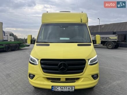 Желтый Мерседес Sprinter, объемом двигателя 3 л и пробегом 435 тыс. км за 45000 $, фото 1 на Automoto.ua
