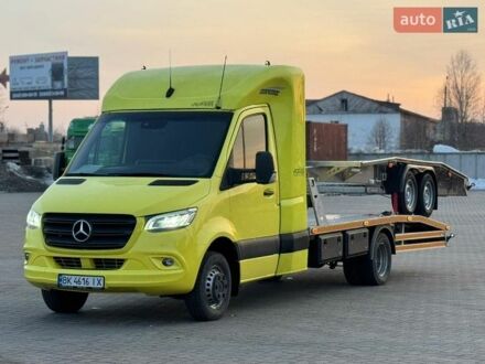 Желтый Мерседес Sprinter, объемом двигателя 2.99 л и пробегом 333 тыс. км за 38000 $, фото 1 на Automoto.ua