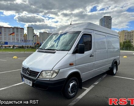 Серый Мерседес Sprinter, объемом двигателя 2.2 л и пробегом 464 тыс. км за 14500 $, фото 3 на Automoto.ua