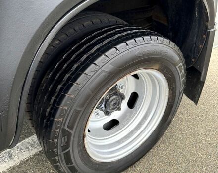 Серый Мерседес Sprinter, объемом двигателя 2.2 л и пробегом 464 тыс. км за 14500 $, фото 2 на Automoto.ua