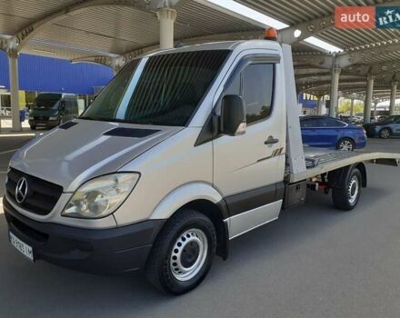Серый Мерседес Sprinter, объемом двигателя 2.15 л и пробегом 409 тыс. км за 14500 $, фото 4 на Automoto.ua