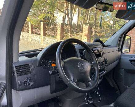 Серый Мерседес Sprinter, объемом двигателя 2.14 л и пробегом 331 тыс. км за 22000 $, фото 14 на Automoto.ua