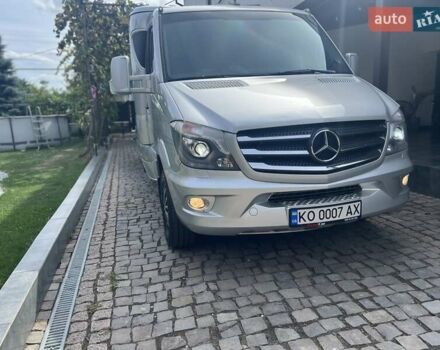 Серый Мерседес Sprinter, объемом двигателя 3 л и пробегом 397 тыс. км за 36999 $, фото 4 на Automoto.ua