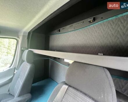 Серый Мерседес Sprinter, объемом двигателя 3 л и пробегом 397 тыс. км за 36999 $, фото 35 на Automoto.ua