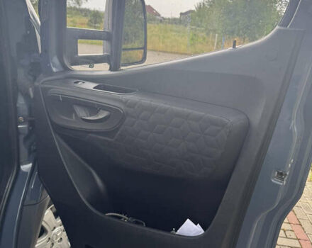 Серый Мерседес Sprinter, объемом двигателя 2.99 л и пробегом 300 тыс. км за 35500 $, фото 11 на Automoto.ua