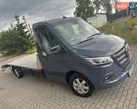 Серый Мерседес Sprinter, объемом двигателя 2.99 л и пробегом 300 тыс. км за 35500 $, фото 3 на Automoto.ua