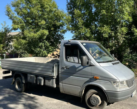 Серый Мерседес Sprinter, объемом двигателя 2.3 л и пробегом 588 тыс. км за 8200 $, фото 8 на Automoto.ua
