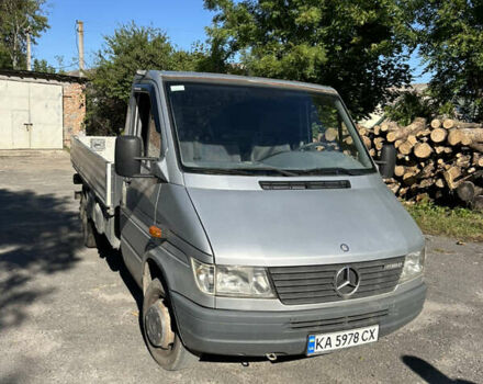 Серый Мерседес Sprinter, объемом двигателя 2.3 л и пробегом 588 тыс. км за 8200 $, фото 1 на Automoto.ua