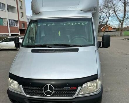 Мерседес Sprinter 2004 в Харькове на Automoto.ua Серый Мерседес Sprinter, объемом двигателя 2.2 л и пробегом 500 тыс. км за 12000 $, фото 1 на Automoto.ua