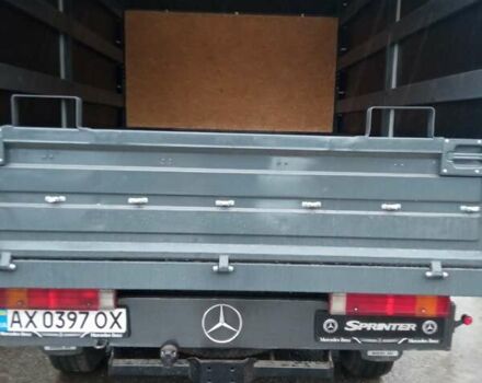 Серый Мерседес Sprinter, объемом двигателя 2.1 л и пробегом 340 тыс. км за 13500 $, фото 1 на Automoto.ua