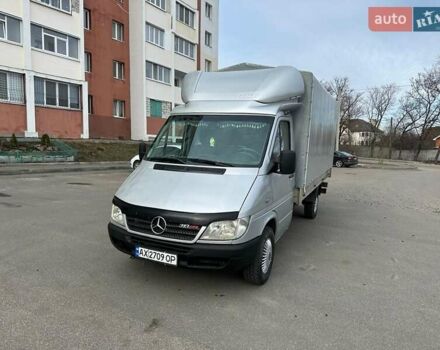 Мерседес Sprinter 2004 в Харькове на Automoto.ua Серый Мерседес Sprinter, объемом двигателя 2.2 л и пробегом 500 тыс. км за 12000 $, фото 17 на Automoto.ua