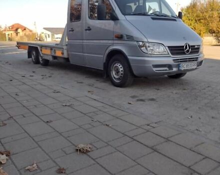 Серый Мерседес Sprinter, объемом двигателя 2.69 л и пробегом 396 тыс. км за 16000 $, фото 12 на Automoto.ua