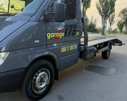 Серый Мерседес Sprinter, объемом двигателя 2.69 л и пробегом 370 тыс. км за 13500 $, фото 1 на Automoto.ua
