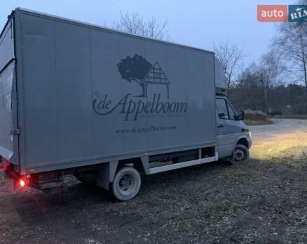 Серый Мерседес Sprinter, объемом двигателя 2.7 л и пробегом 494 тыс. км за 12900 $, фото 5 на Automoto.ua