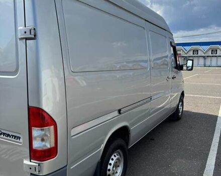 Серый Мерседес Sprinter, объемом двигателя 2.1 л и пробегом 436 тыс. км за 11750 $, фото 2 на Automoto.ua