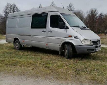Серый Мерседес Sprinter, объемом двигателя 2.15 л и пробегом 730 тыс. км за 8800 $, фото 3 на Automoto.ua